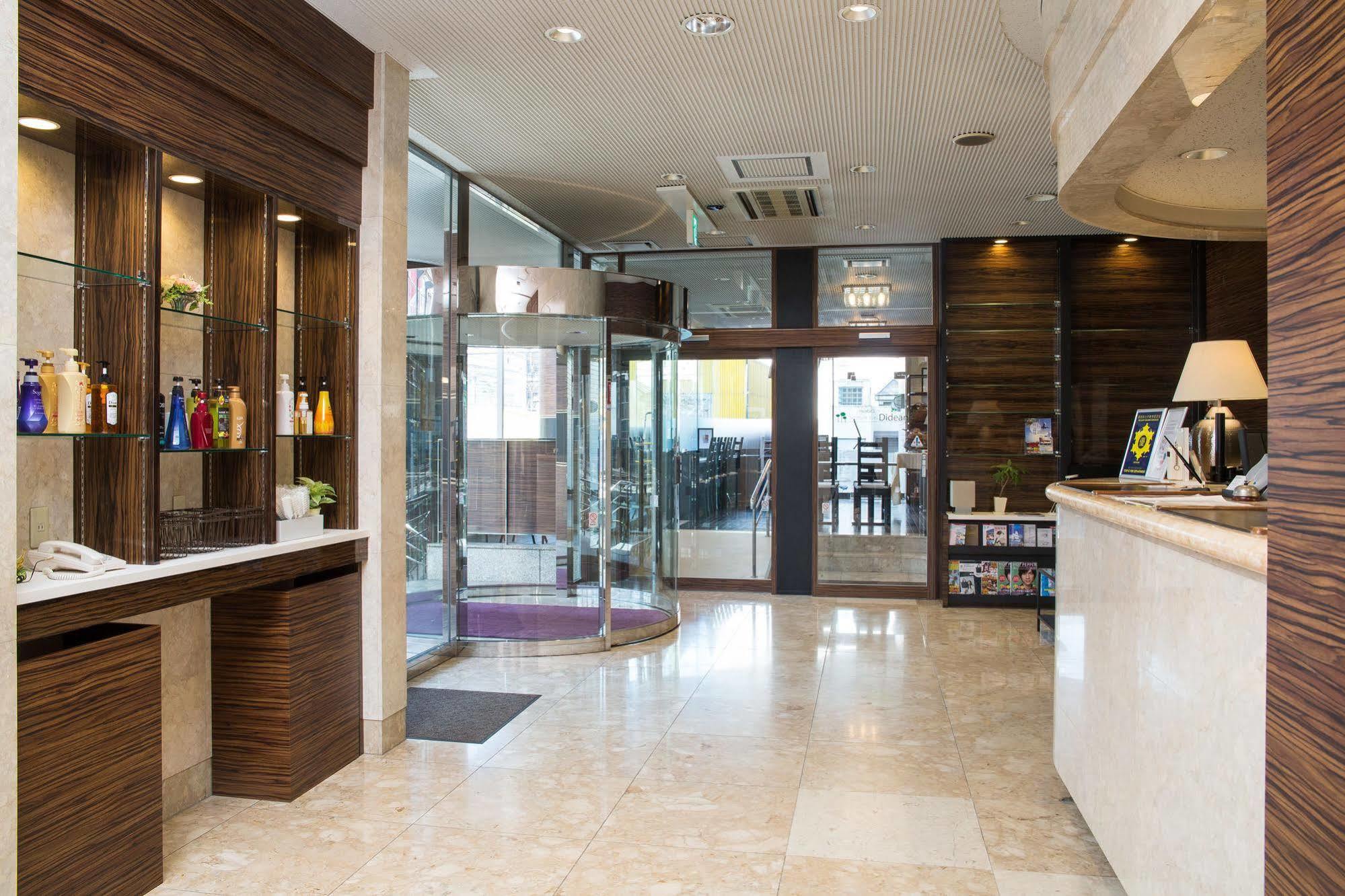 Urvest Kamata Hotel Tōkyō